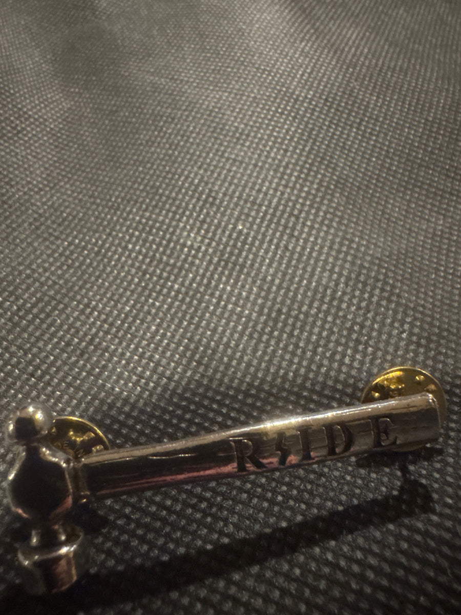 Hammer pins